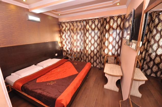 Sharma Hotels - Ram Bazar - Shimla Image