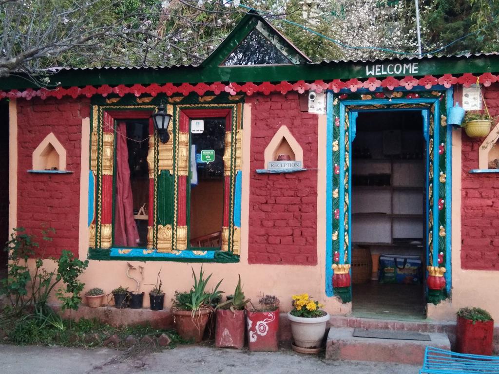 Madhuvan Cottage & Restaurant - Mukteshwar - Nainital Image