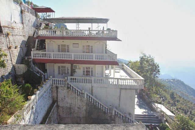 Hotel White House - Barlowganj - Mussoorie Image