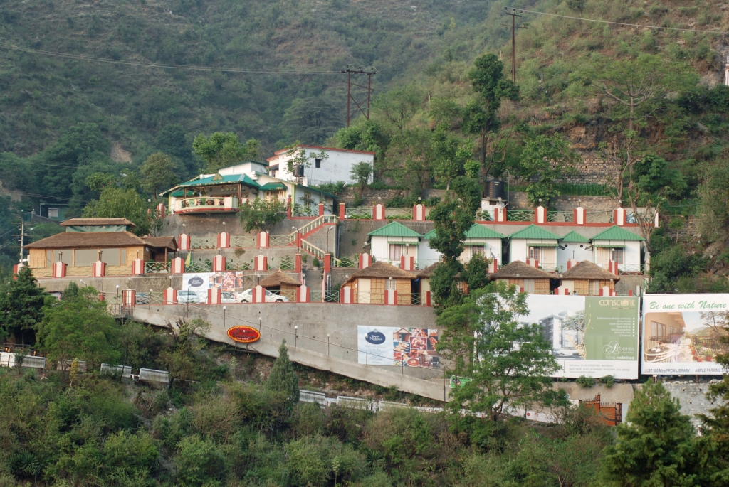 Queen's Necklace - Mussoorie Image