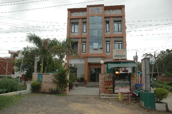 Hotel Sartaj - Derabassi - Mohali Image