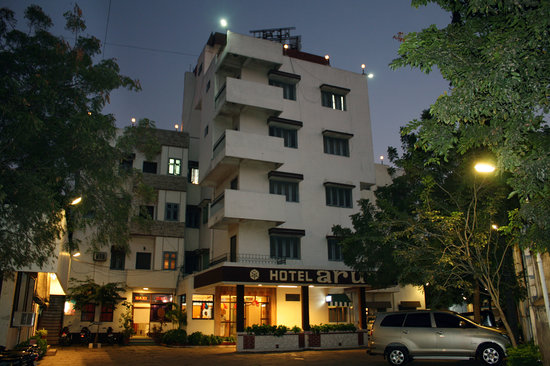 Arun Hotel - State Bank Road - Tiruchirappalli Image