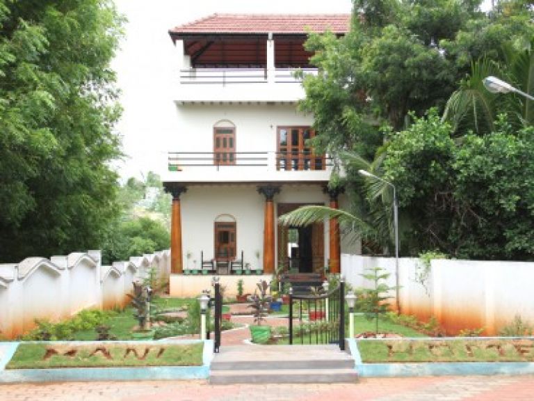 Mani Home Stay - Kambarsarasampettai - Tiruchirappalli Image