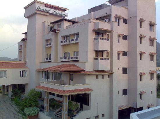 Hotel Grand Krishna - Alamelumangapuram - Vellore Image