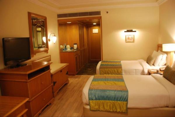 Roxy Deluxe Hotel - Post Office Road - Jalandhar Image