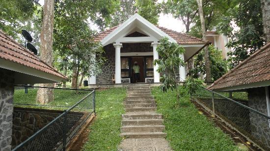 Hotel Treetop - Lake Road - Thekkady Image