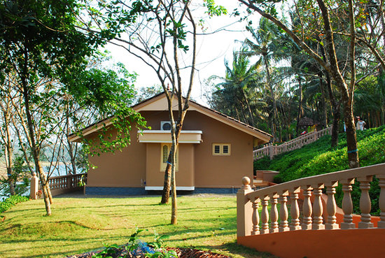 EDEN VALLEY COUNTRY RESORT PHAZHAKUNDU LAKE THRISSUR - Hotel Reviews ...