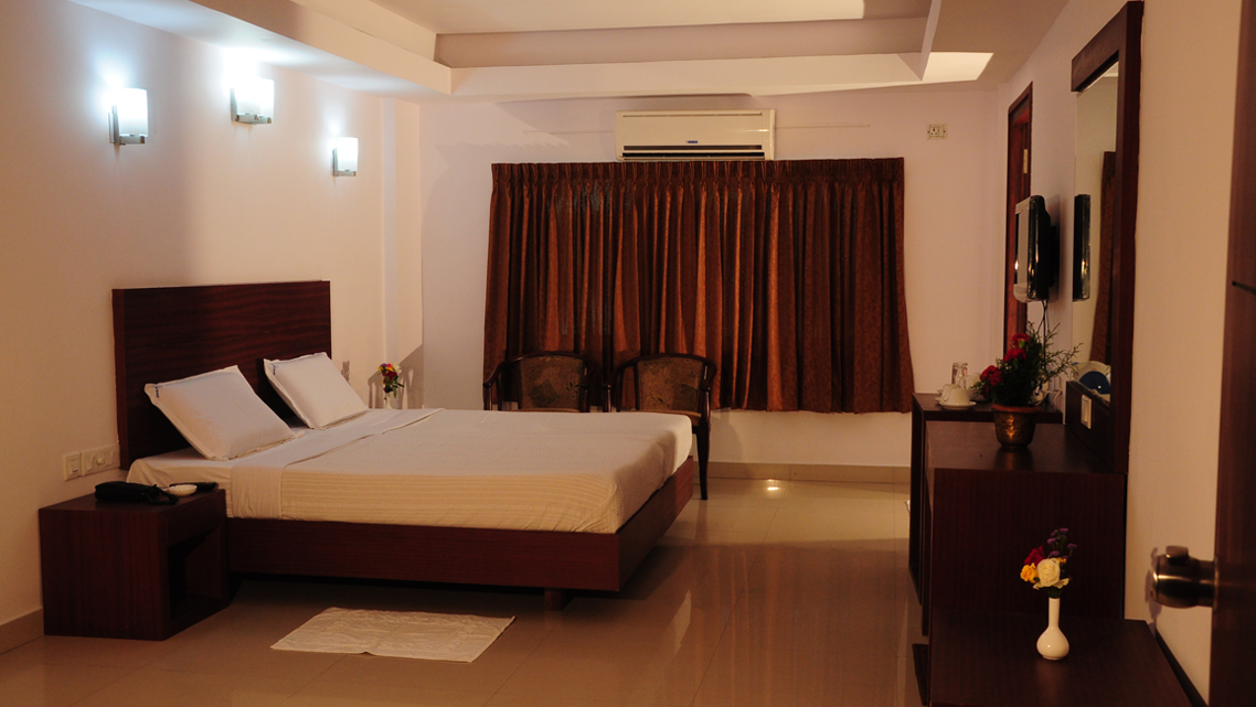 Hotel Central - Chembukkav - Thrissur Image