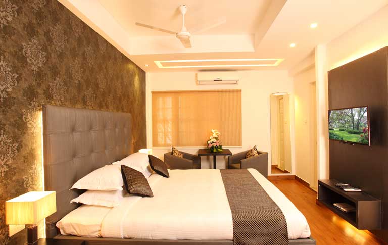 Hotel Luciya Palace - Marar Road Area - Thrissur Image