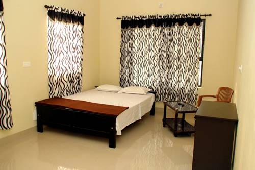 Stay Rooms And Dormitories - PWD Office Road - Kalpetta Image