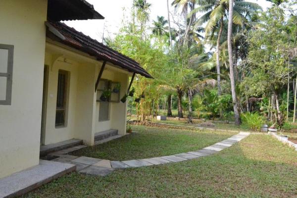 Linger Hotel - Munroe Island - Kollam Image