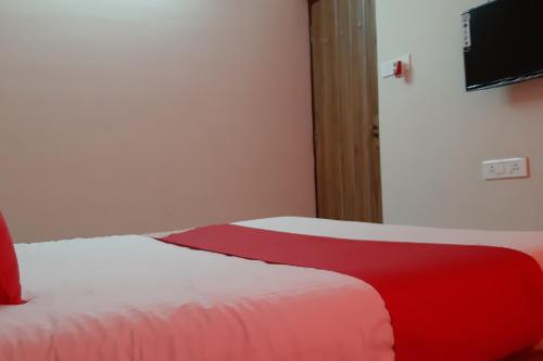 Shankar Hotels - P B Road - Hubli Image