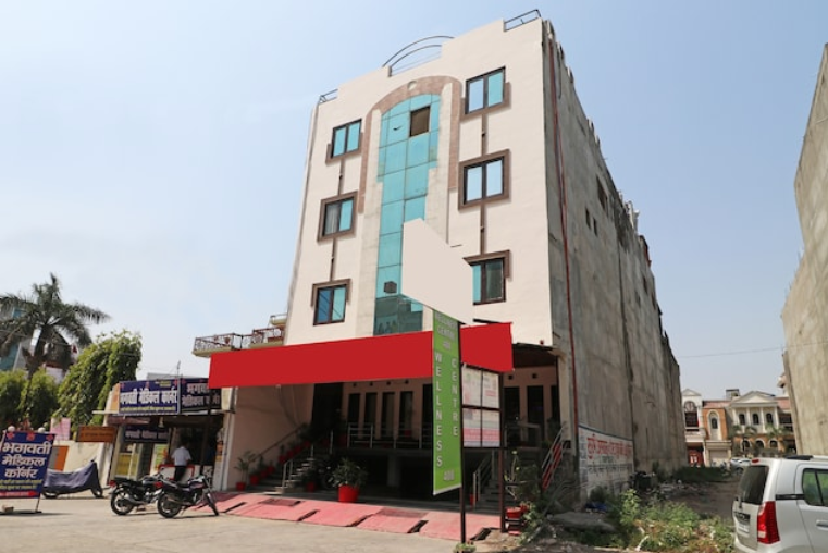 G Nanak Hotel - Civil Lines - Rudrapur Image