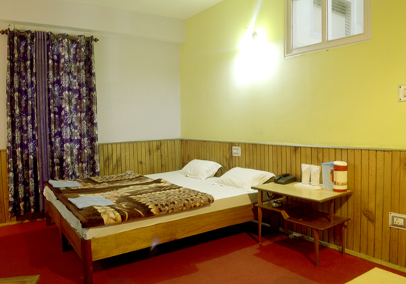 Hotel The Holiday Inn - Pelling Image