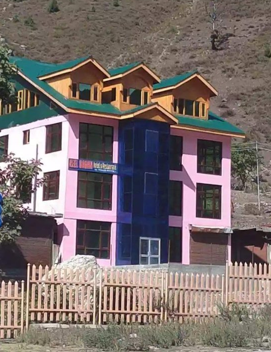 Neel Gagan Hotel - Gagangeer - Sonamarg Image