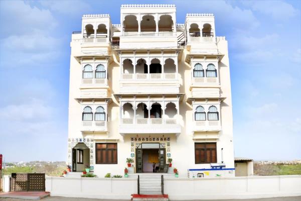 Hotel Royal Pratap Niwas - Udaipur Image