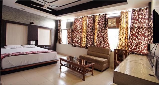 Hotel Platinum Plaza - Sector 14 - Rohtak Image