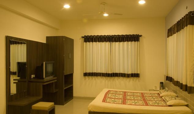 Hotel Golden Tower - Parisarmhow Road - Ratlam Image