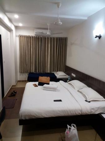 Coconut Hotel - College Road - Kudal Image