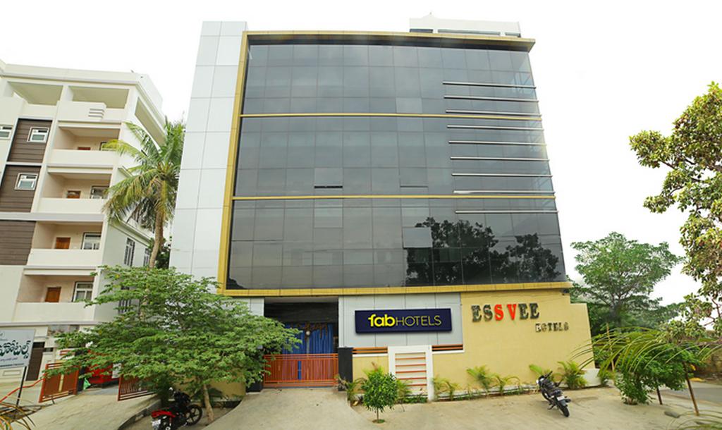 FabHotel Essvee - MG Road - Vijayawada Image