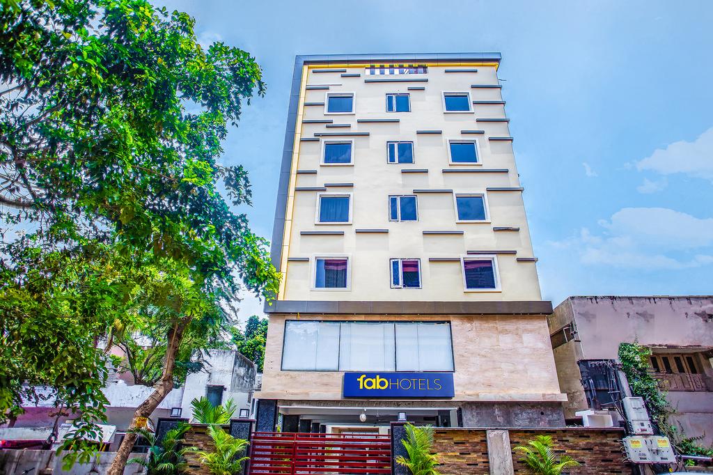 FabHotel RR Grand - MG Road - Vijayawada Image