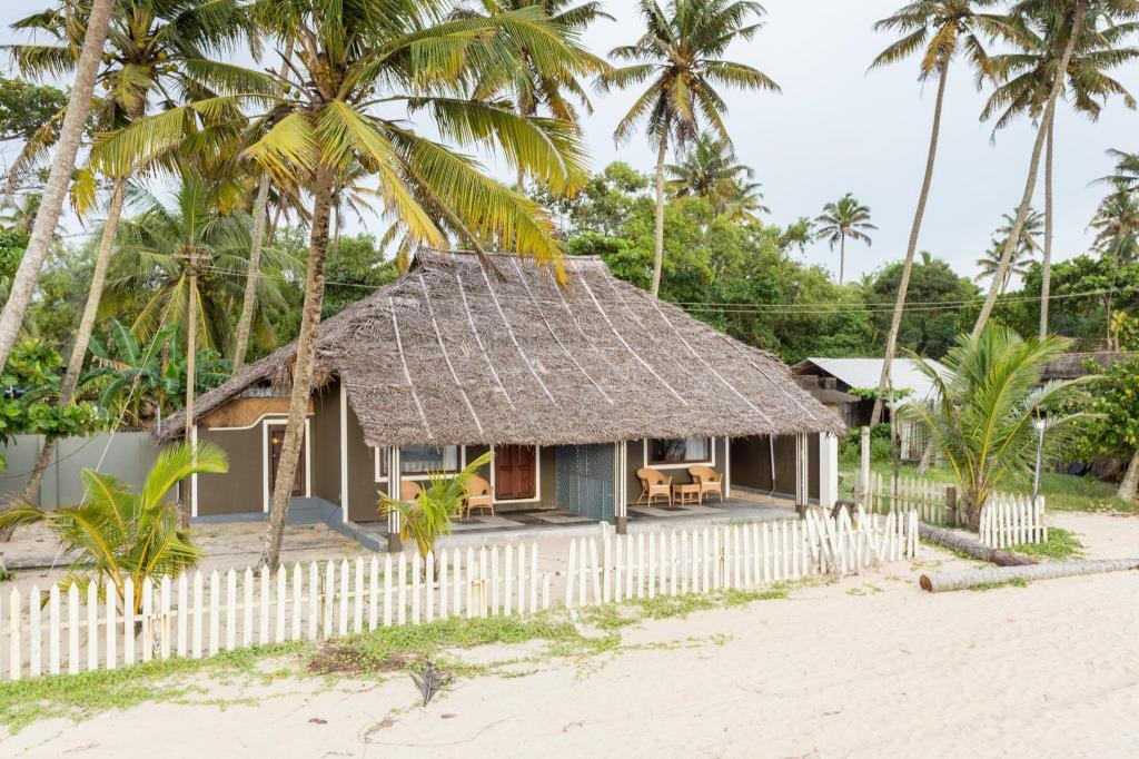 La Plage Marari - Alappuzha Image