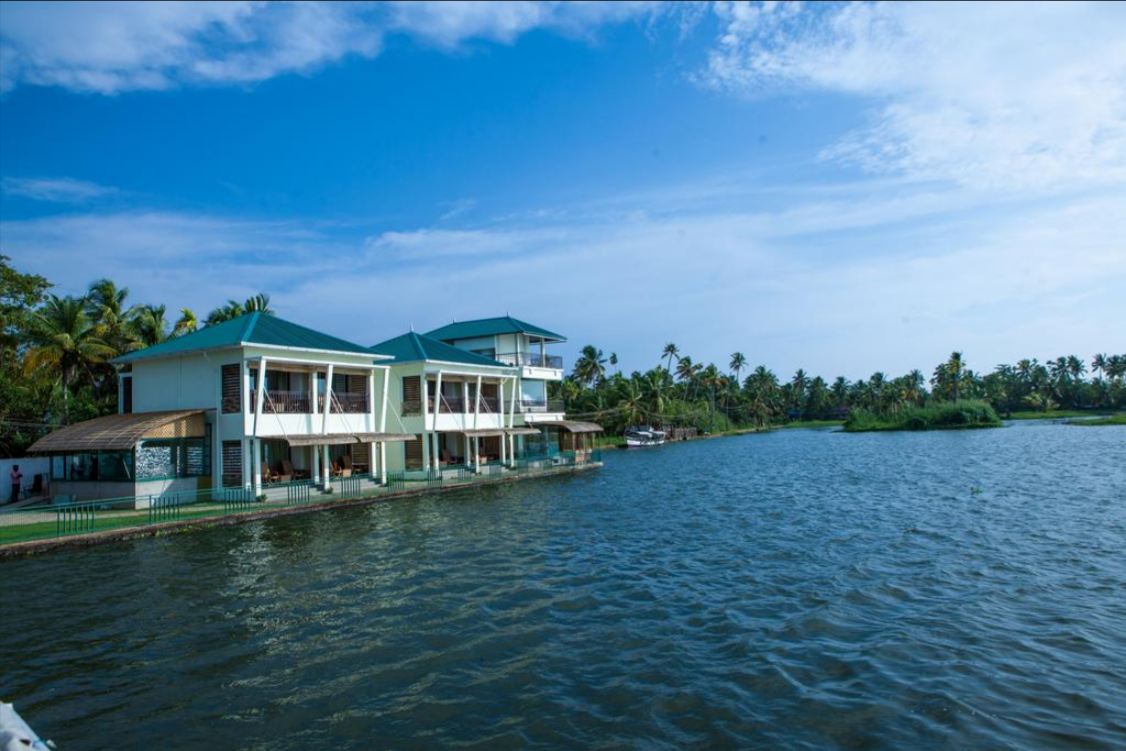 Kadavil Lakeshore Resort - Alappuzha Image