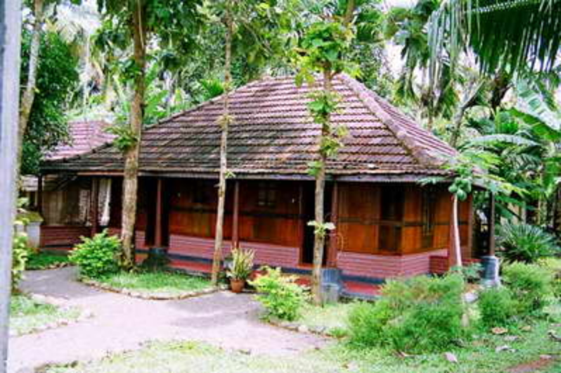 Pooppallys Heritage Home - Alappuzha Image