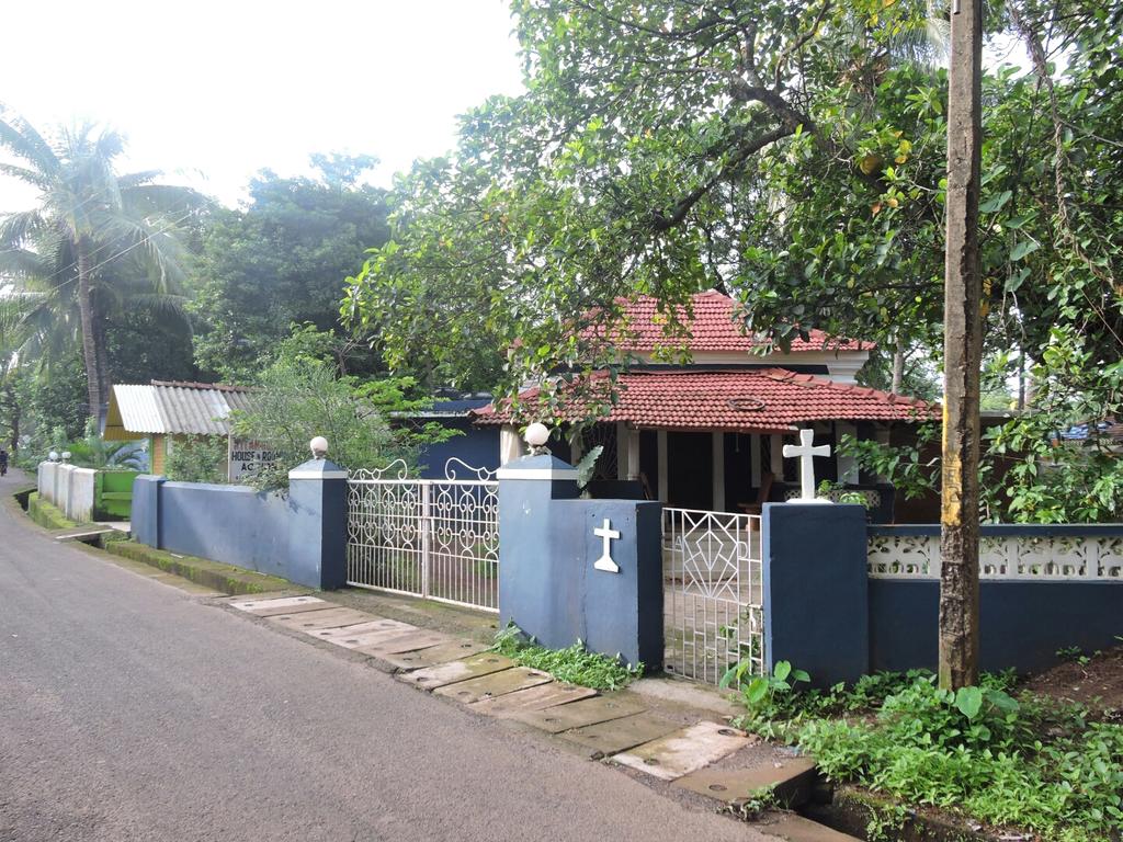 Rylan Guest House - Goa Image