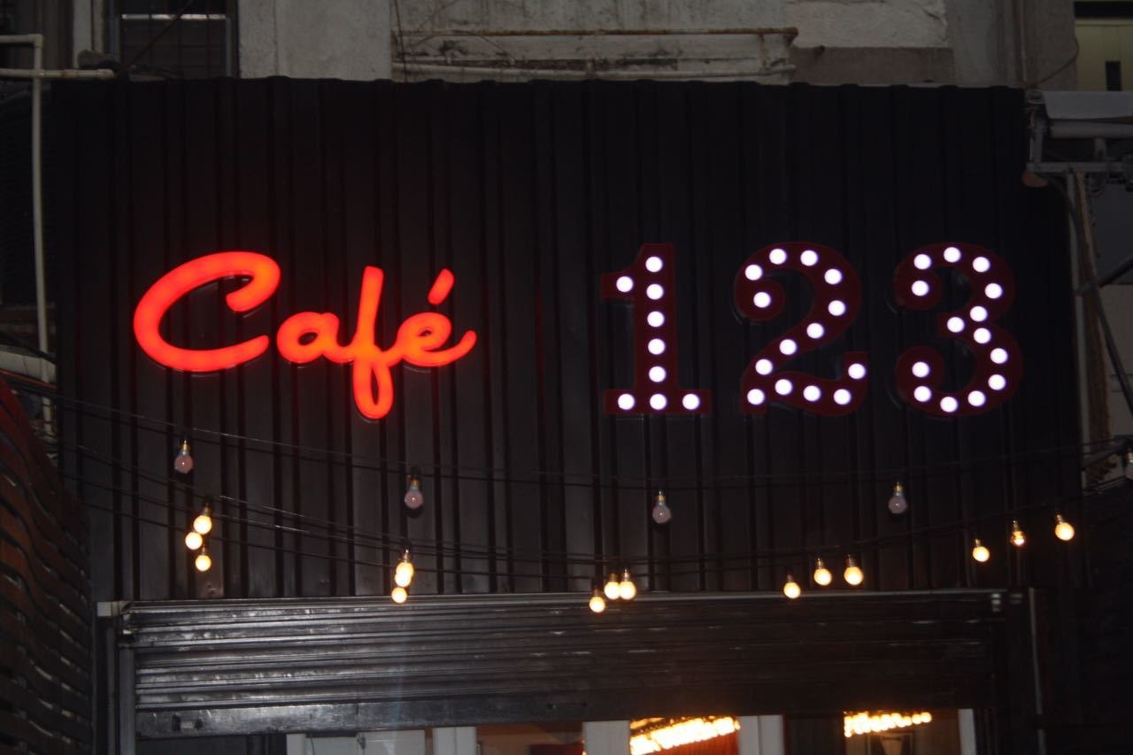 Cafe 123 - Bandra West - Mumbai Image