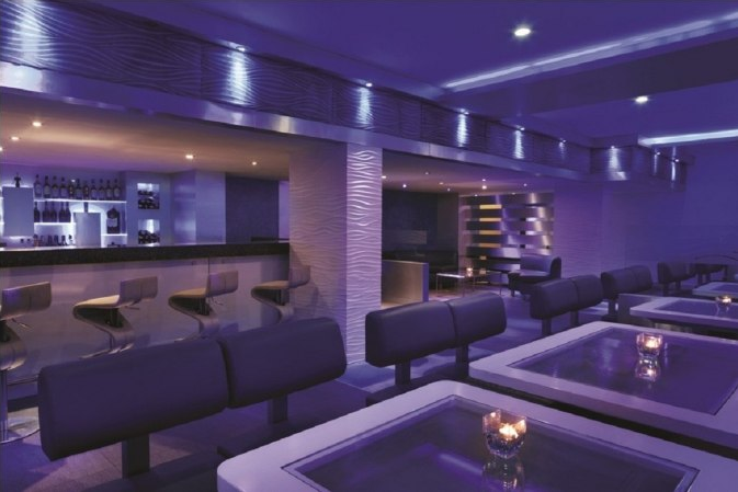 Waves Bar & Lounge - Ramada - Egmore - Chennai Image