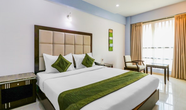 Hotel Brooks Regal - Ahmedabad Image