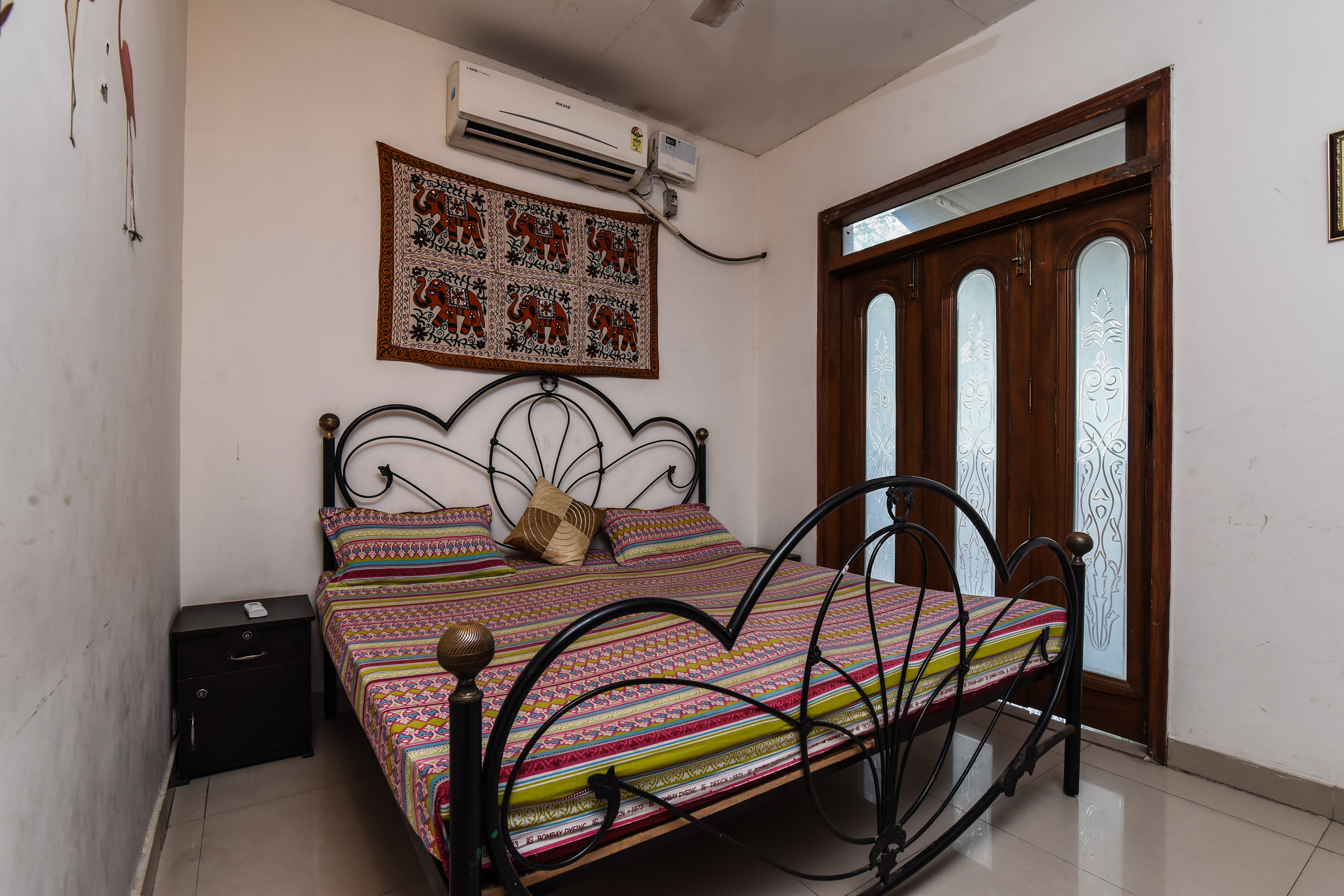 Oak Wood Inn - New Delhi Image