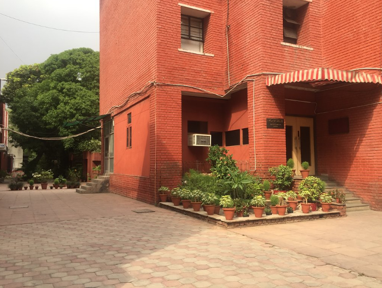 YWCA Blue Triangle Family Hostel - New Delhi Image