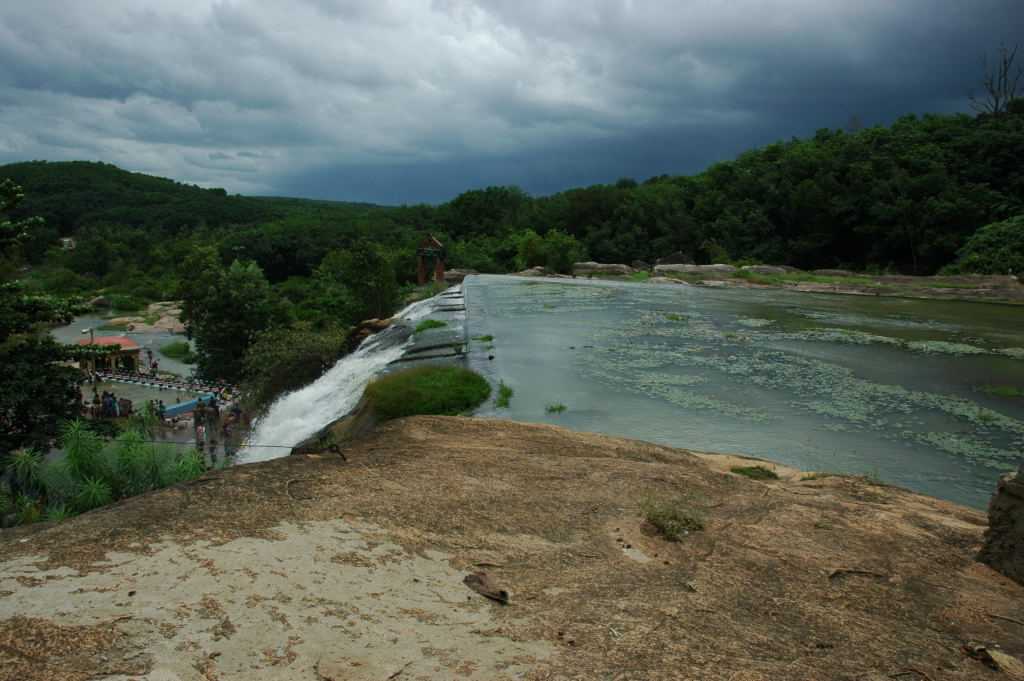 Thirparappu Falls - Kanyakumari Image