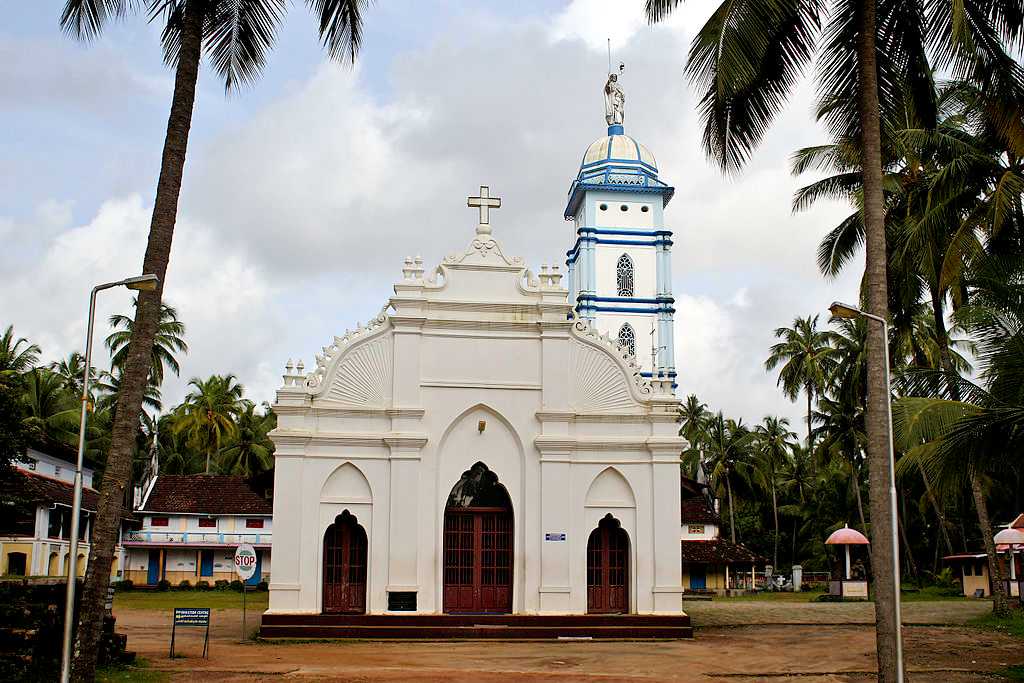 St Thomas Syro Malabar Church - Thrissur Image