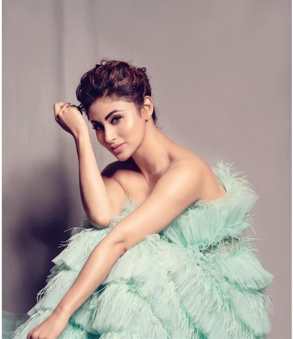 Mouni Roy Image