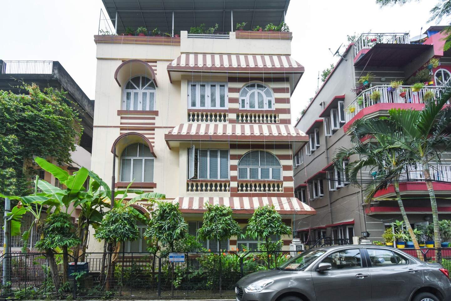 Hotel Swastineer Guest House - Bidhannagar - Kolkata Image