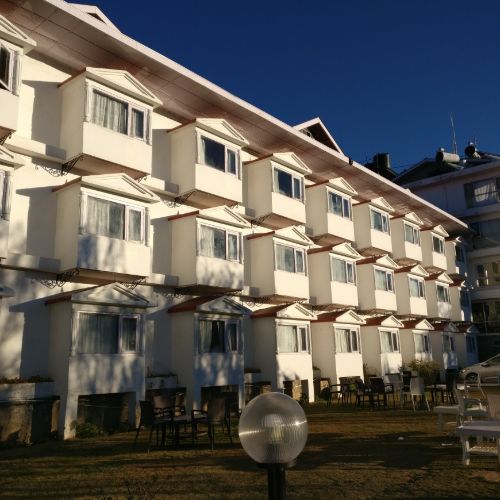 Royal Jardin Whistling Pines Resort - Shimla Image