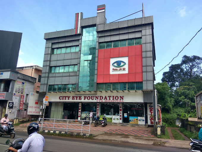 City Eye Hospital And City Opticals - Tazhekkod - Kozhikode Image