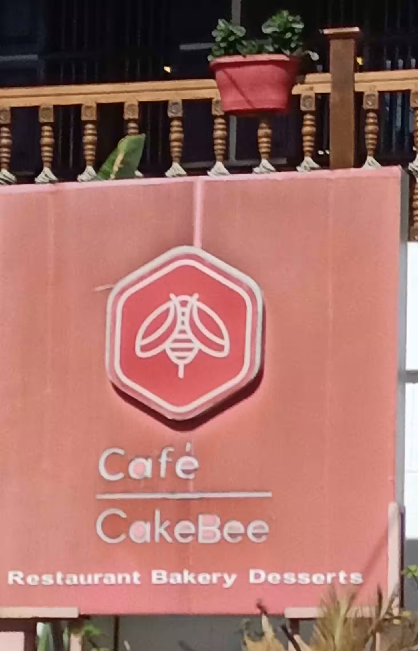 CafÃ© CakeBee - Gandhipuram - Coimbatore Image