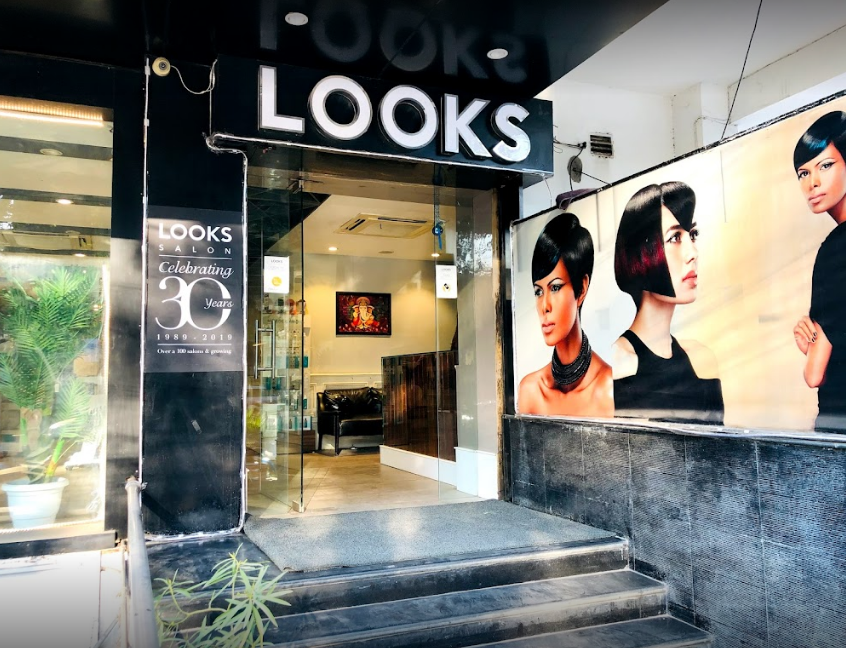 Looks Salon - Kamla Nagar - Delhi Image