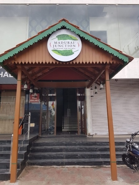 Madurai Junction Restaurant - Neelankarai - Chennai Image