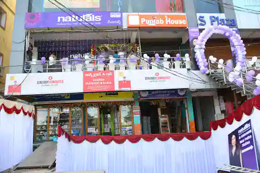 Naturals Family Salons & Spa - Nacharam - Hyderabad Image