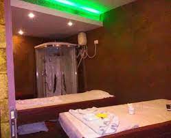 Thai Lucrazia The Family Spa - Dumas Road - Surat Image