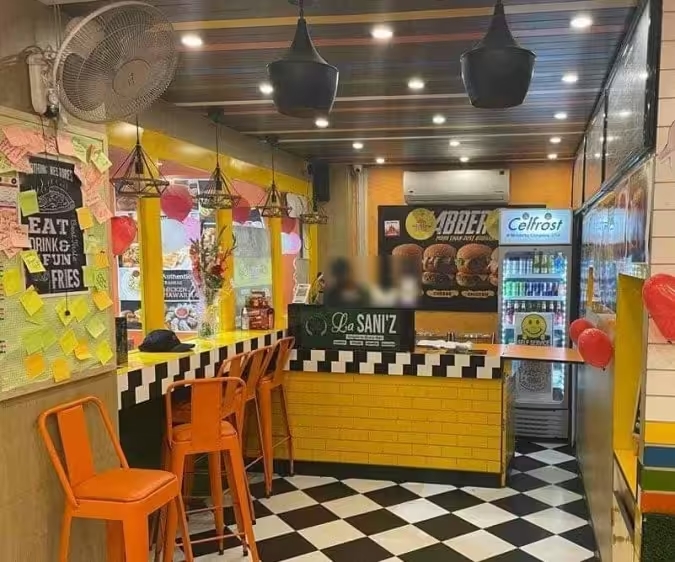 AIP India's Burger - Aliganj - Lucknow Image