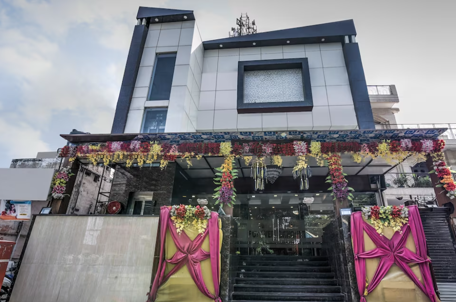 Forever Banquet and Rooms - Paschim Vihar - Delhi Image