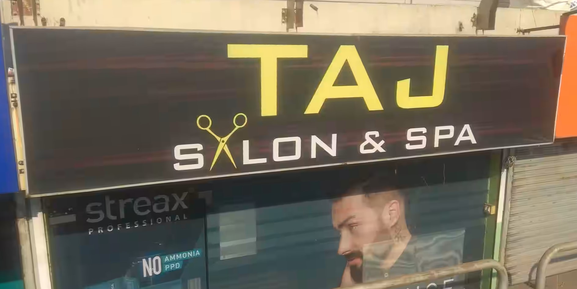 Taj Men's Parlour - Tarabai Park - Kolhapur Image