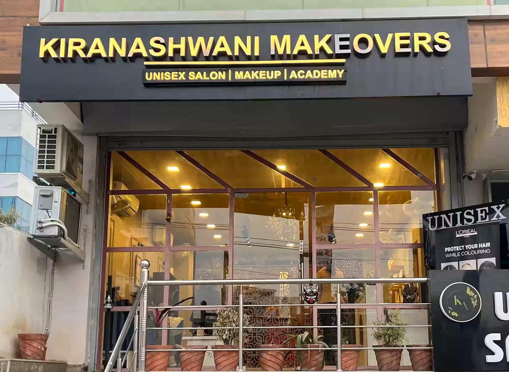 Kiran Ashwani Makeovers - Mansarovar - Jaipur Image