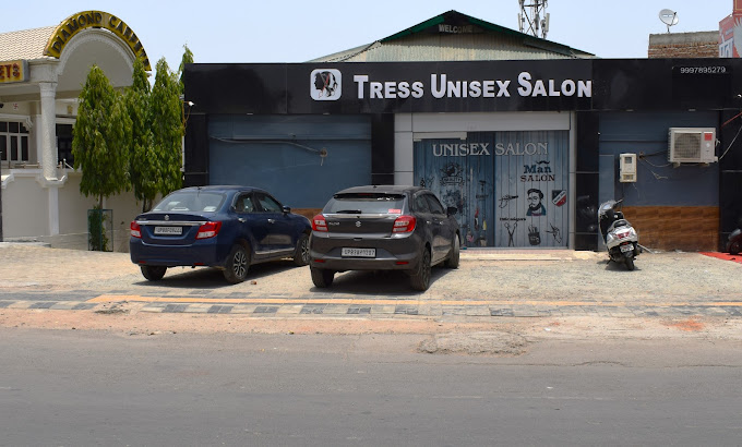 Tress Unisex Salon - Fatehabad Road - Agra Image